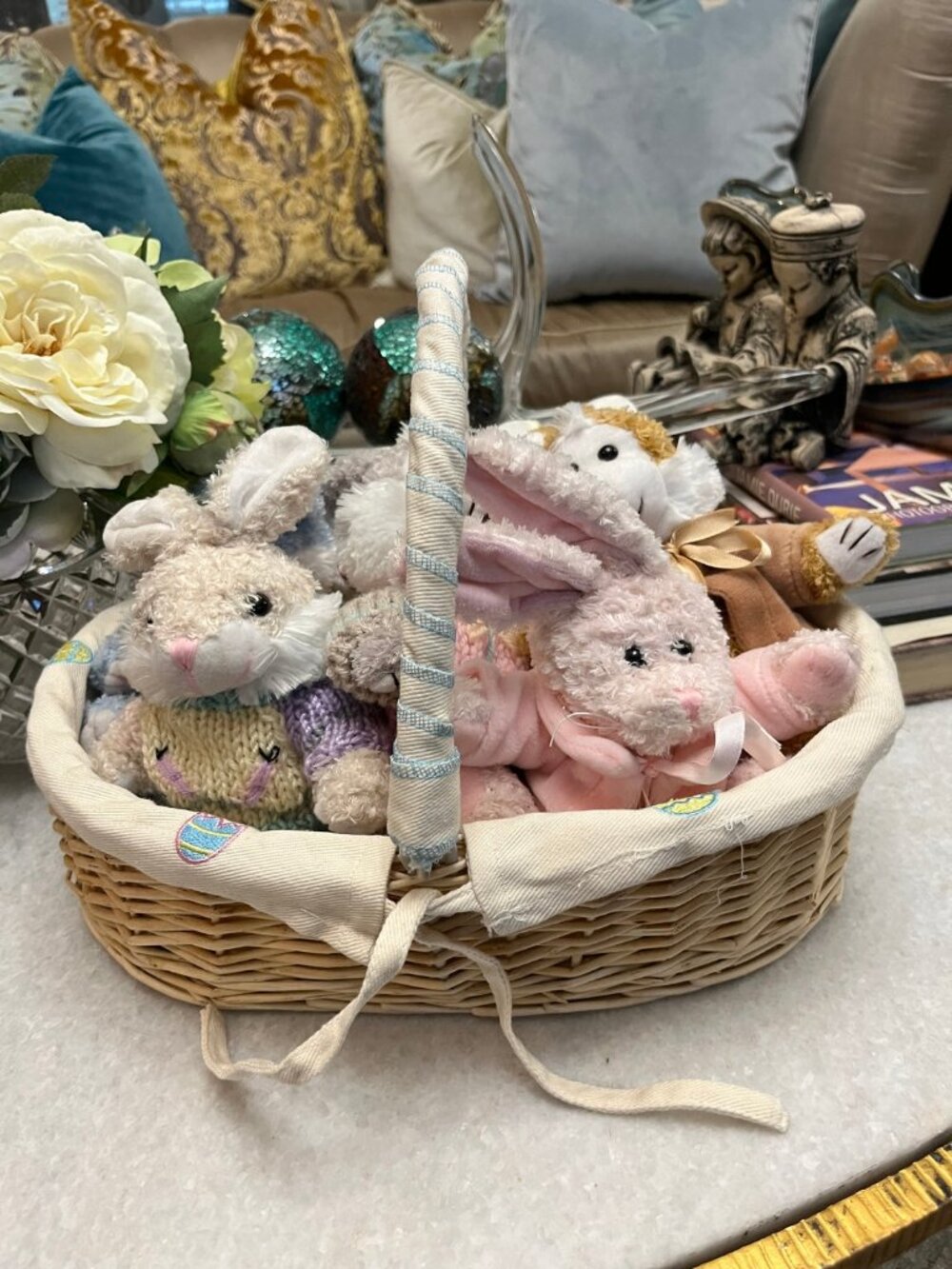 Vintage 1990s Chrisha Creations Lined Wicker Basket 7 Plush Easter Bunnies